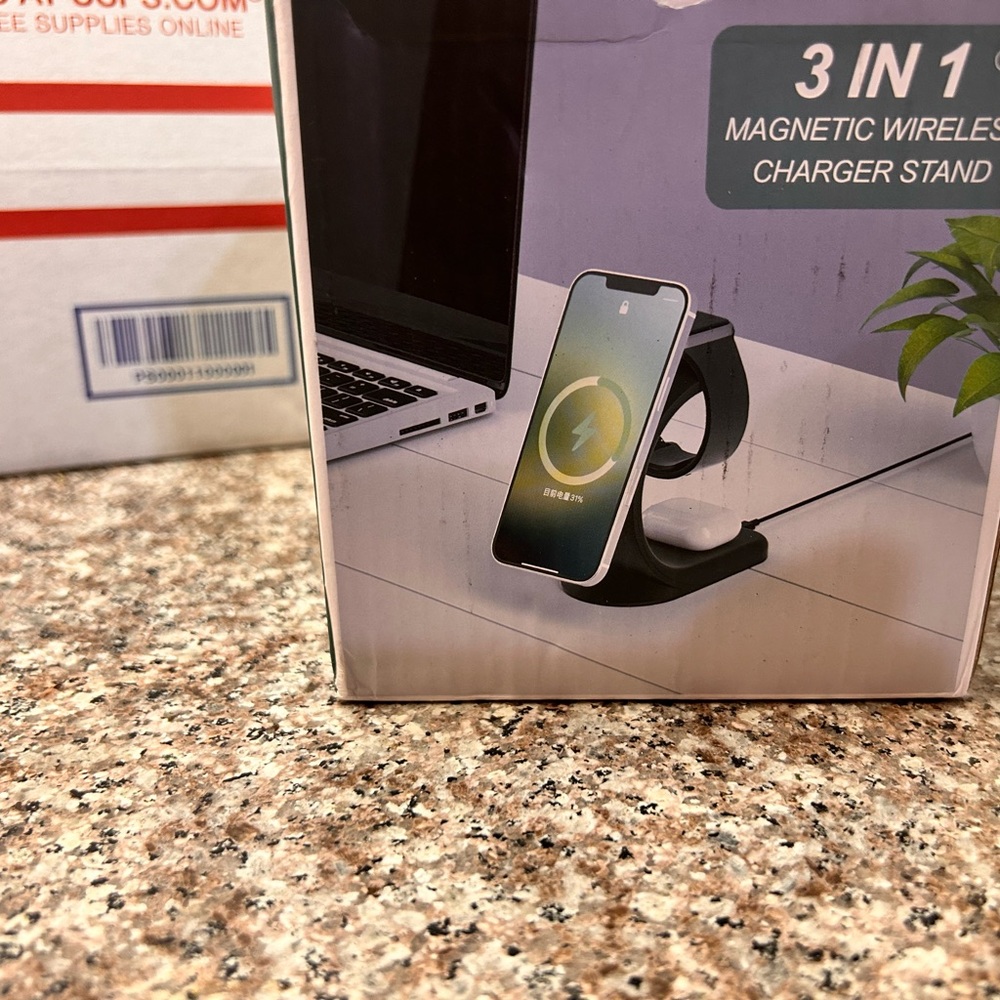 Magnetic Wireless Charger Stand, 3 in 1 Fast Wireless Charging Station